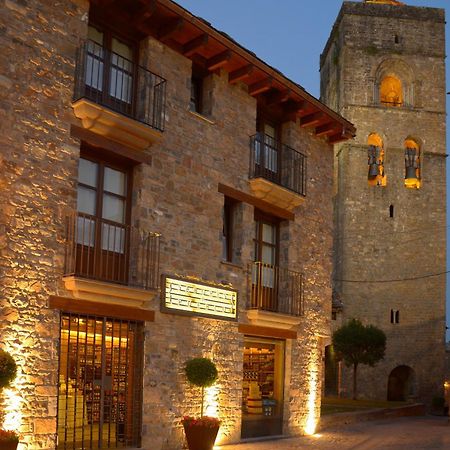 Apartamentos El Palacete De Aínsa Exteriör bild