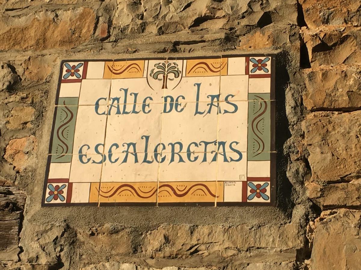 Apartamentos El Palacete De Aínsa Exteriör bild